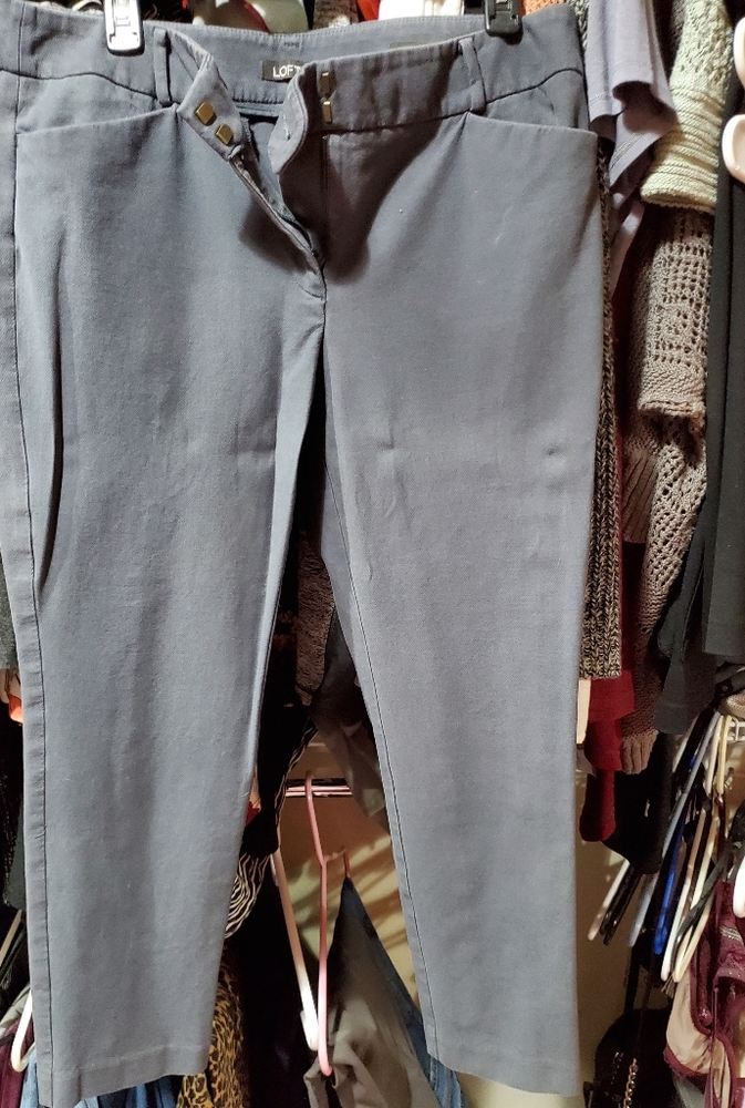 New Loft Capris Dark Gray